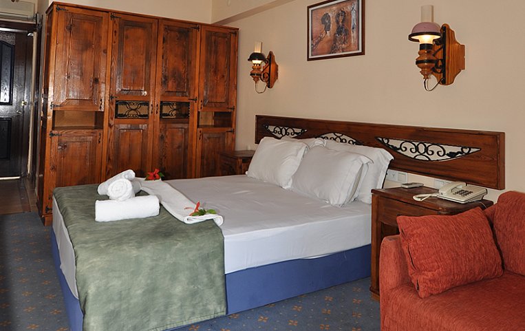 Sami Beach Hotel 3*