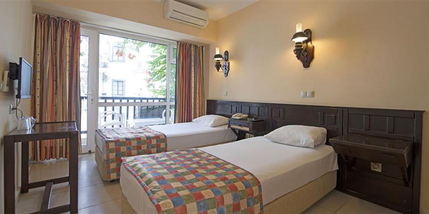 Sami Beach Hotel 3*