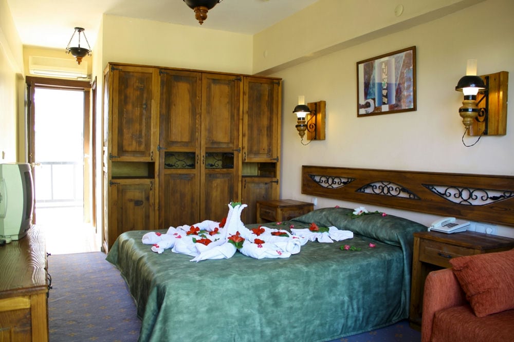 Sami Beach Hotel 3*