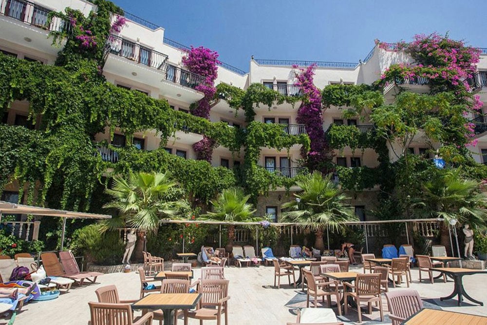 Golden Age Crystal Bodrum 4*