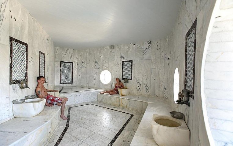 Golden Age Crystal Bodrum 4*
