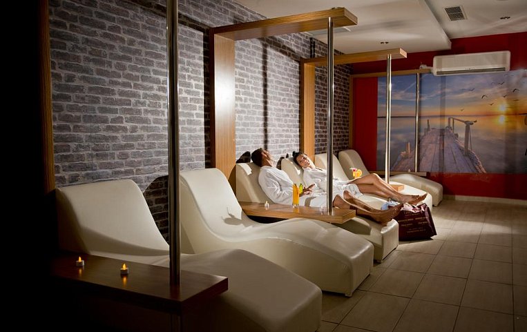 Trendy Palm Beach 5*