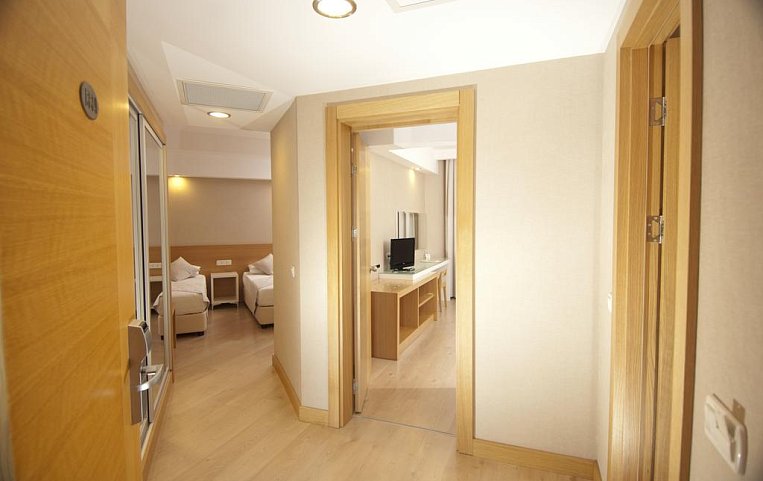 Trendy Palm Beach 5*