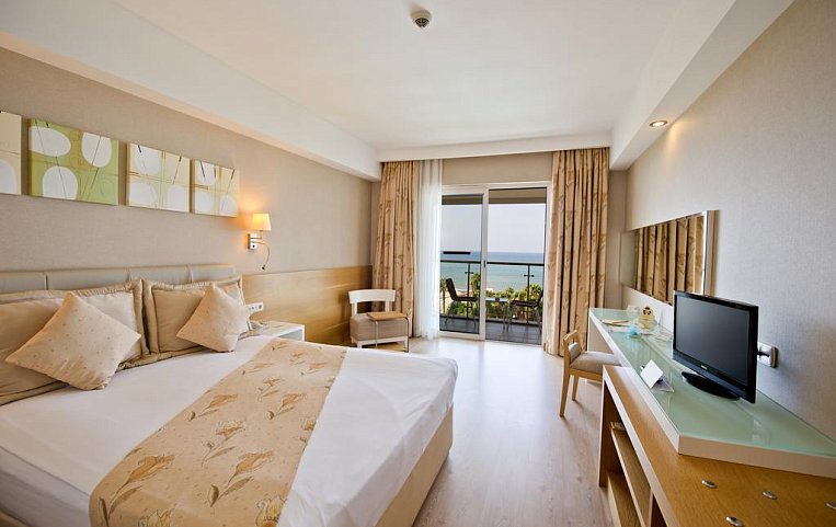 Trendy Palm Beach 5*