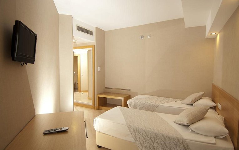 Trendy Palm Beach 5*