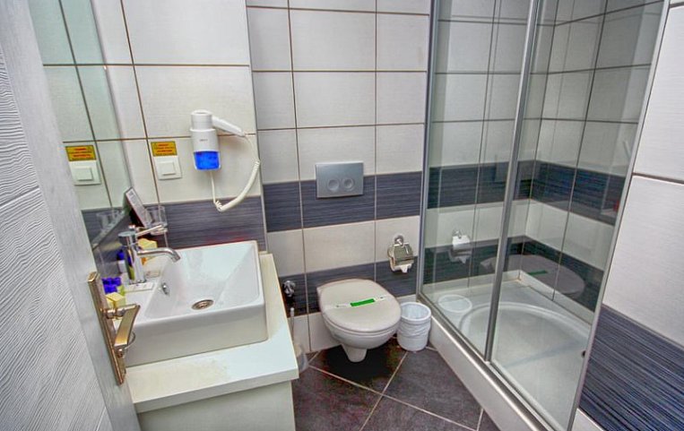 Club Shark Hotel 4*