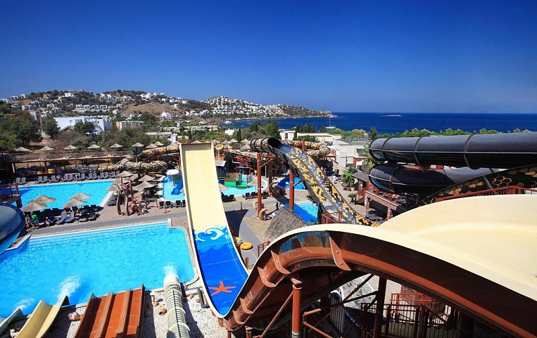 Cactus Fleur Beach Club 4*