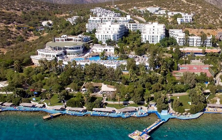 Bodrum Holiday Resort &Spa 5*