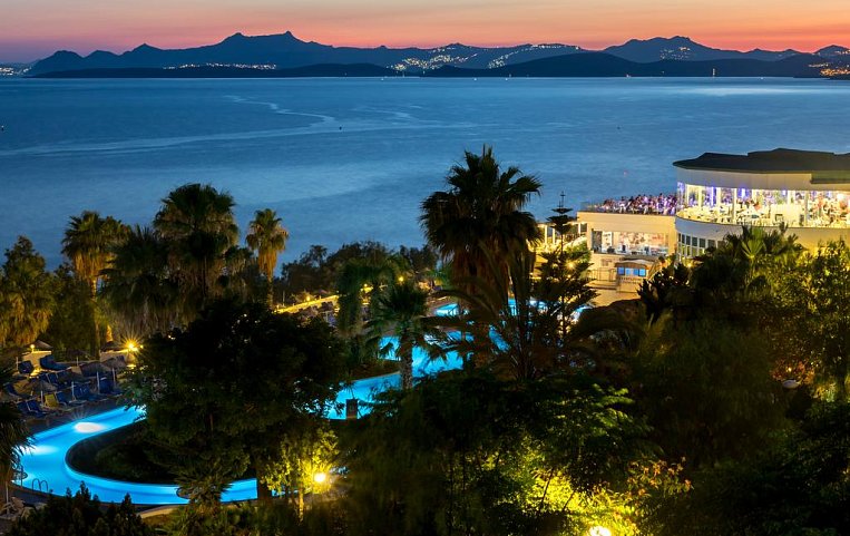 Bodrum Holiday Resort &Spa 5*
