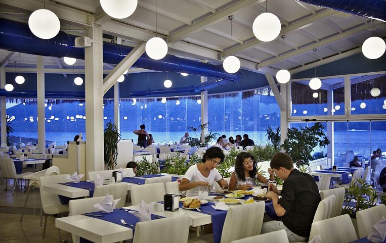 Bodrum Holiday Resort &Spa 5*