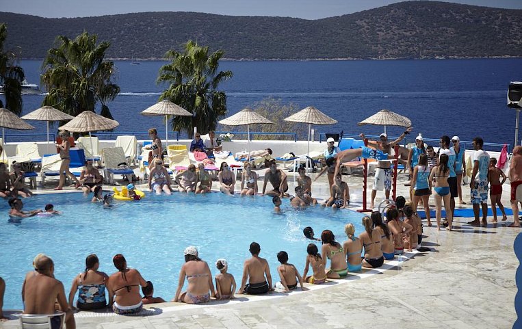 Bodrum Holiday Resort &Spa 5*