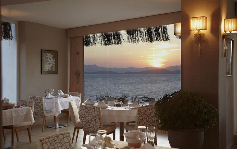 Bodrum Holiday Resort &Spa 5*