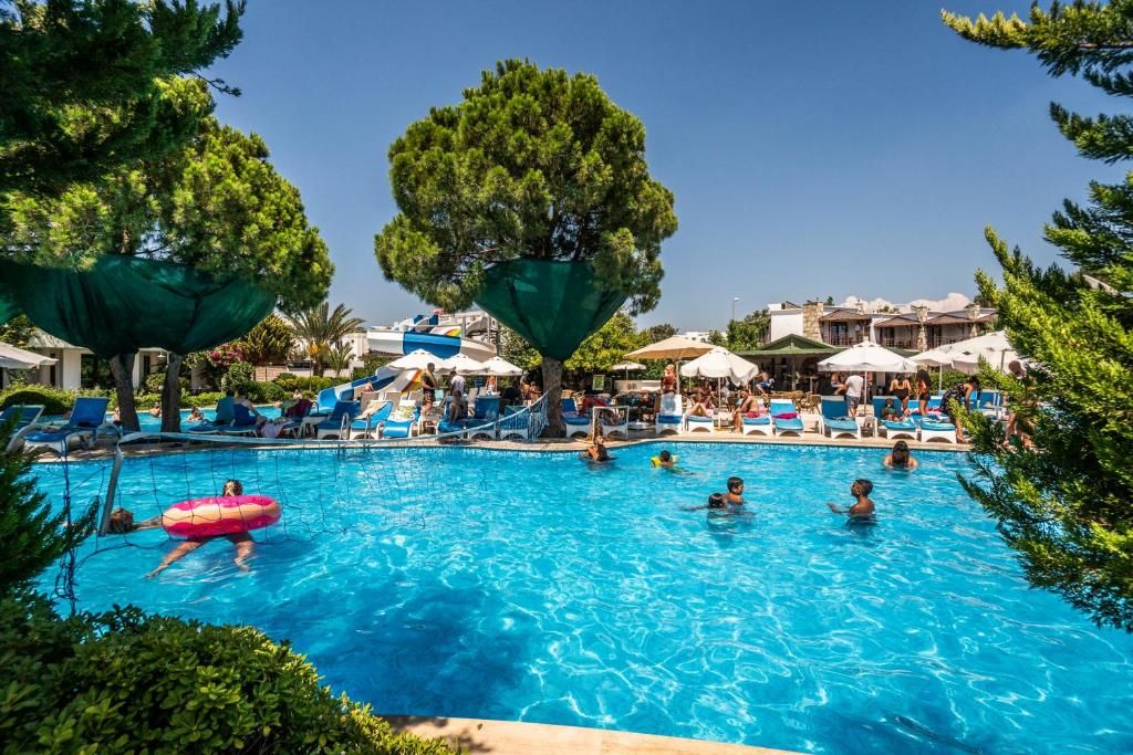Ayaz Aqua Beach Hotel Bodrum 4*