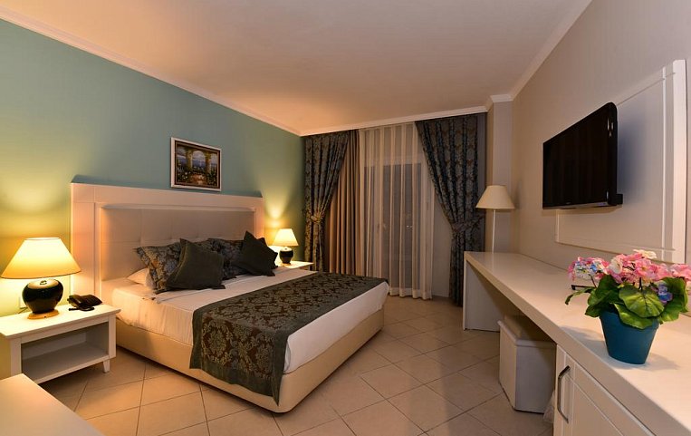 Ayaz Aqua Beach Hotel Bodrum 4*