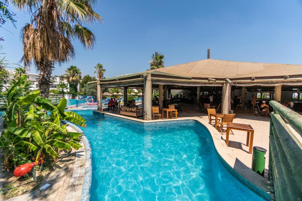 Ayaz Aqua Beach Hotel Bodrum 4*