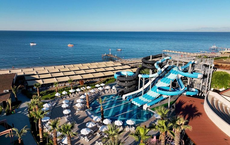Kirman Belazur Resort & Spa 5*