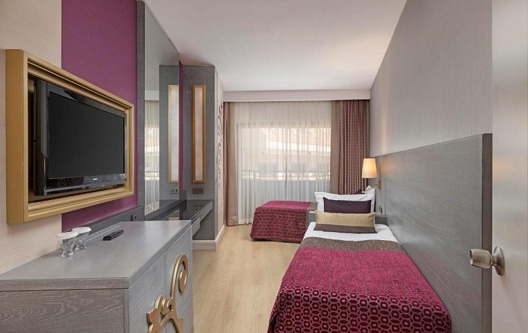 Kirman Belazur Resort & Spa 5*