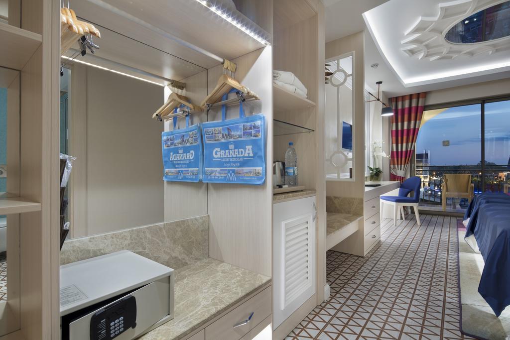 Granada Luxury Belek 5*