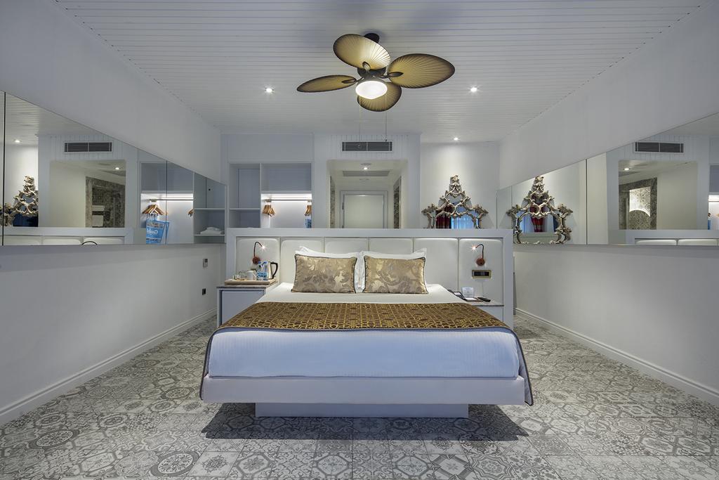Granada Luxury Belek 5*