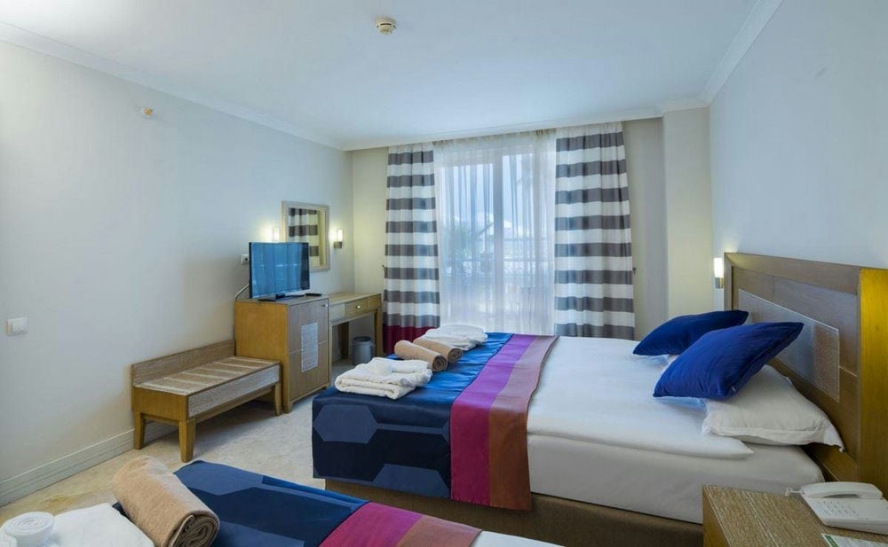 Crystal Boutique Beach Resort 5*
