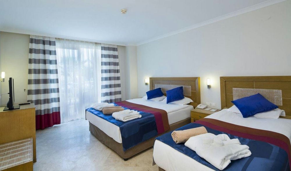 Crystal Boutique Beach Resort 5*