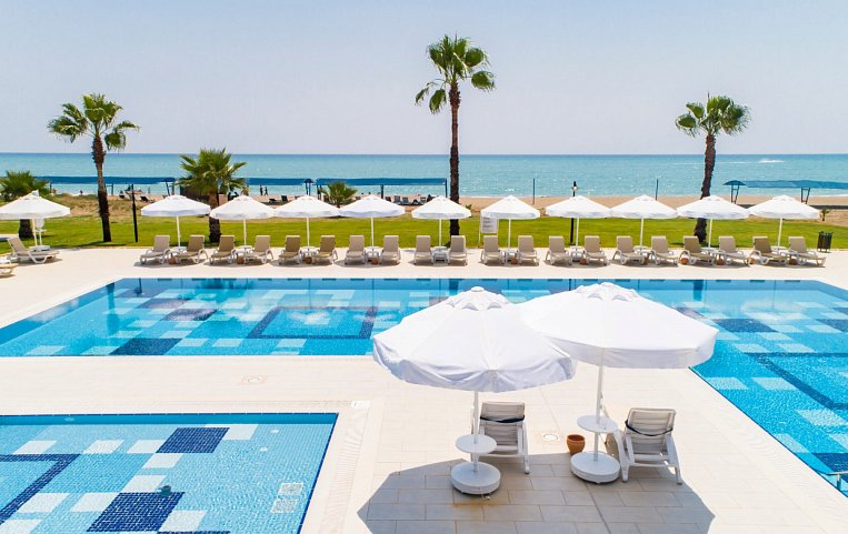 Crystal Boutique Beach Resort 5*