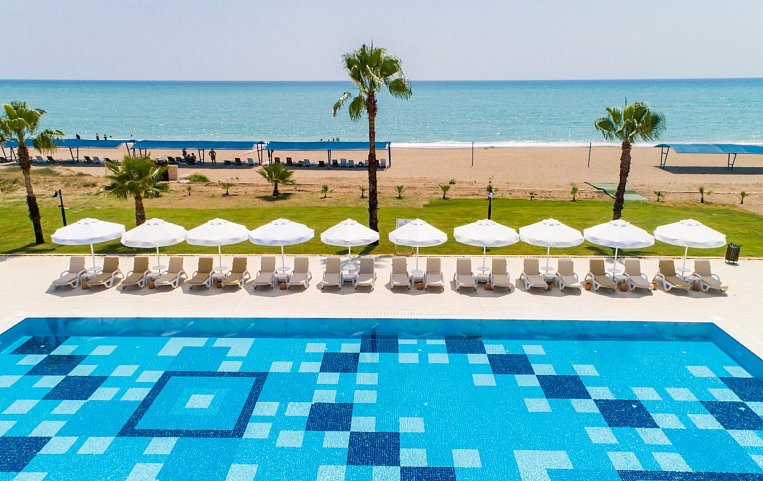 Crystal Boutique Beach Resort 5*