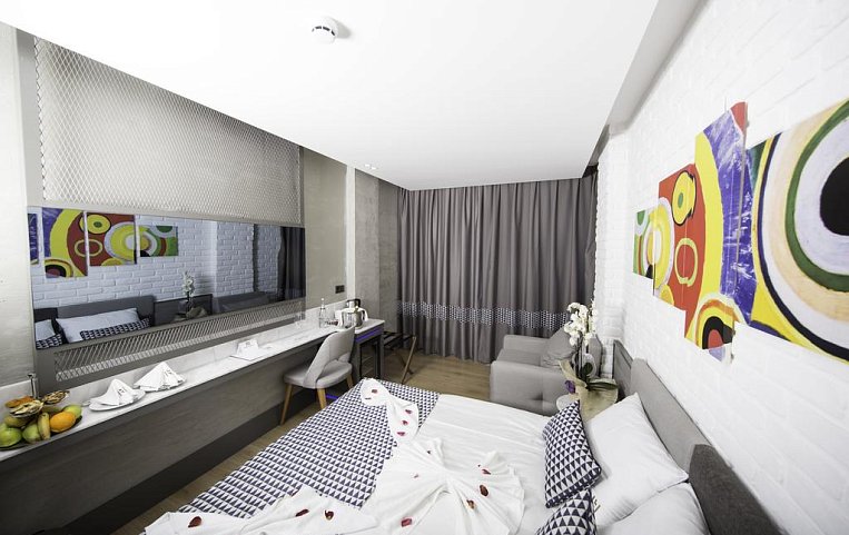 Laren Family Hotel & Spa 4*