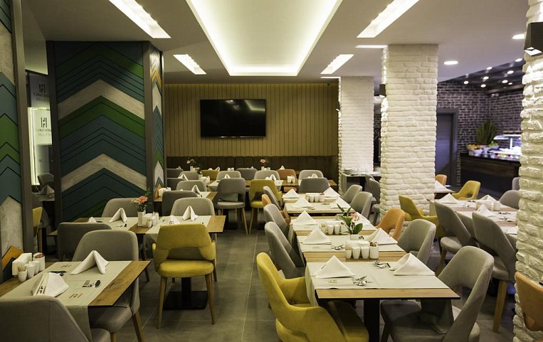 Laren Family Hotel & Spa 4*