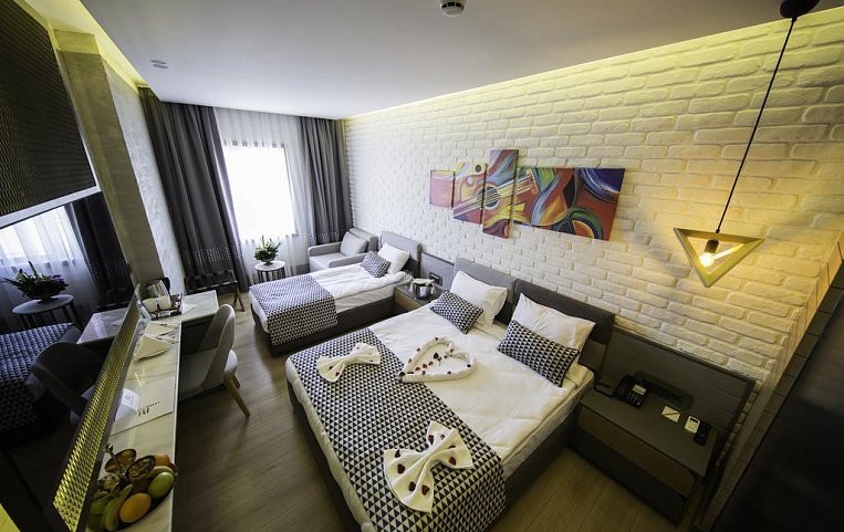 Laren Family Hotel & Spa 4*