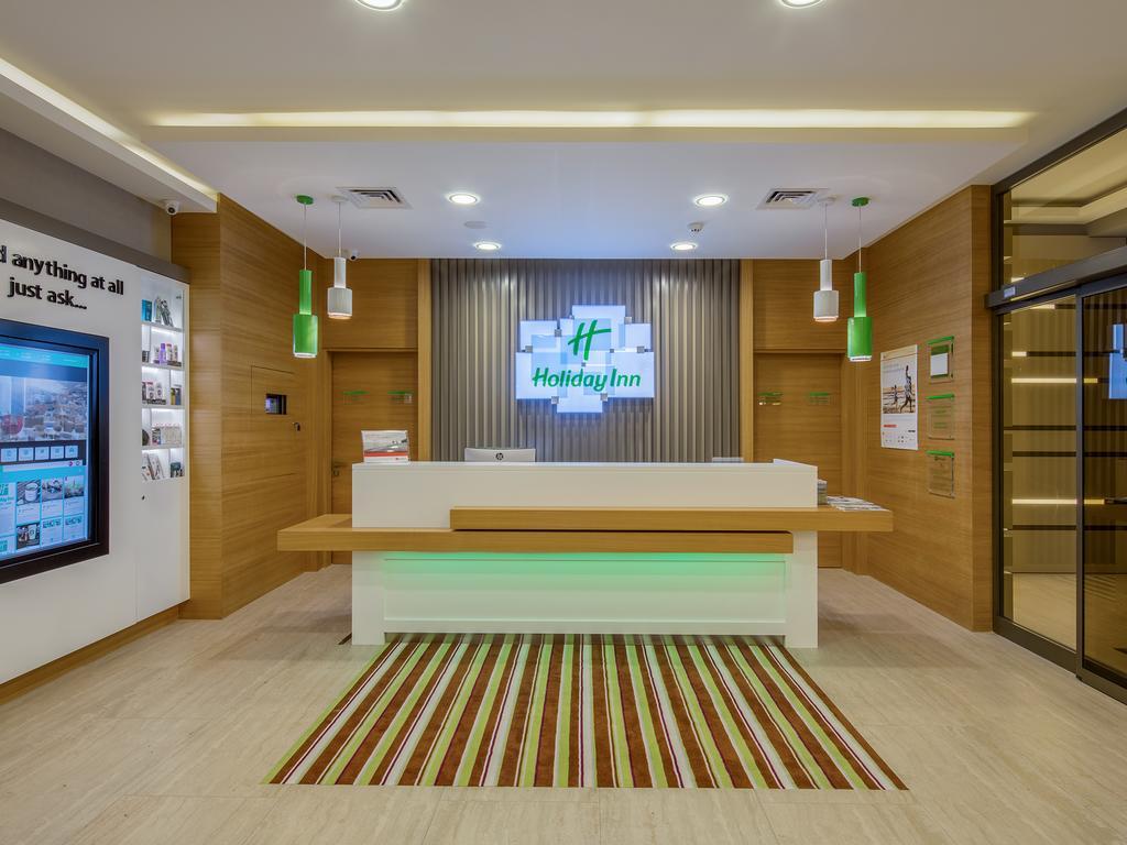 Holiday Inn Antalya Lara 4*