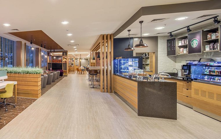Holiday Inn Antalya Lara 4*
