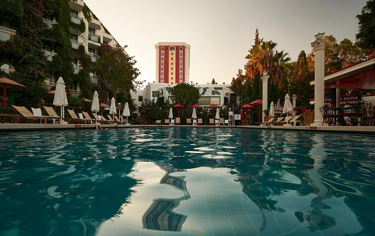 Club Hotel Sera 5*