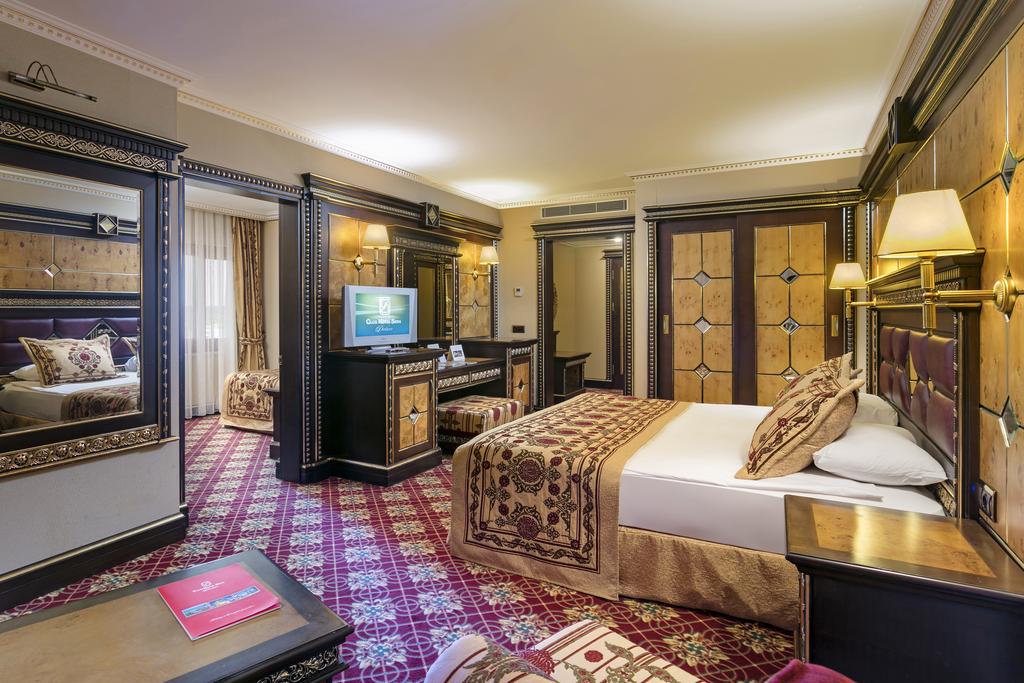 Club Hotel Sera 5*
