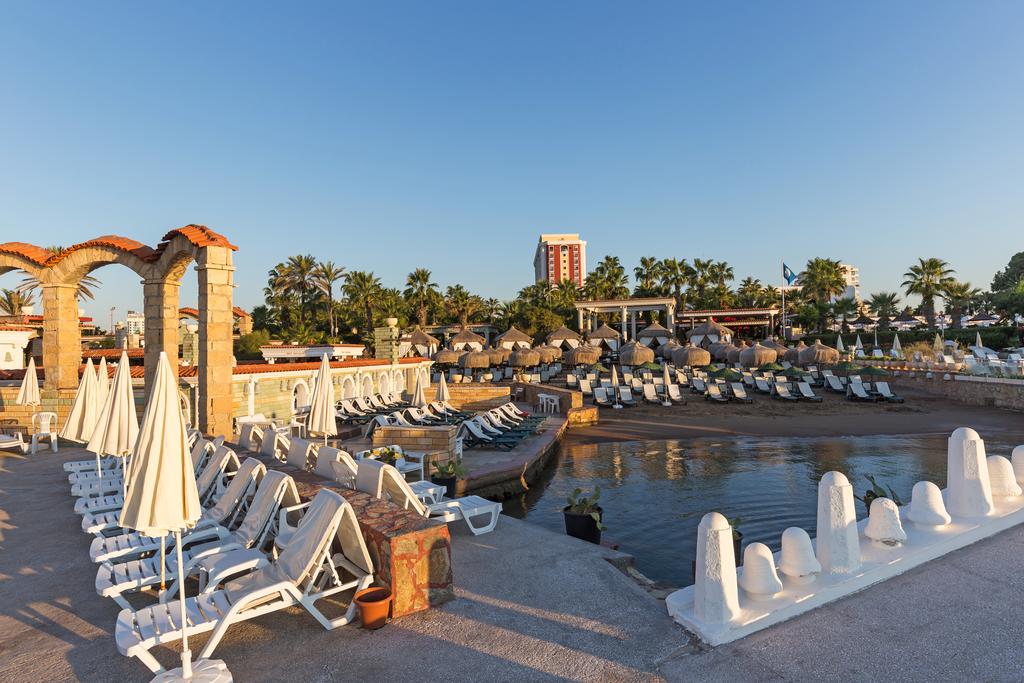 Club Hotel Sera 5*