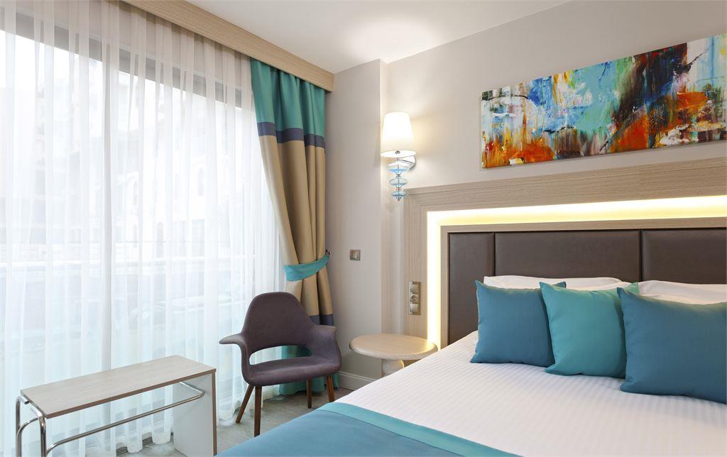 Club Hotel Falcon 4*
