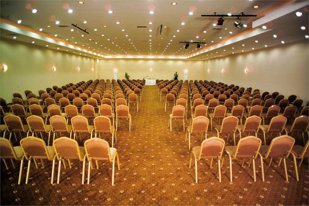 Club Hotel Falcon 4*