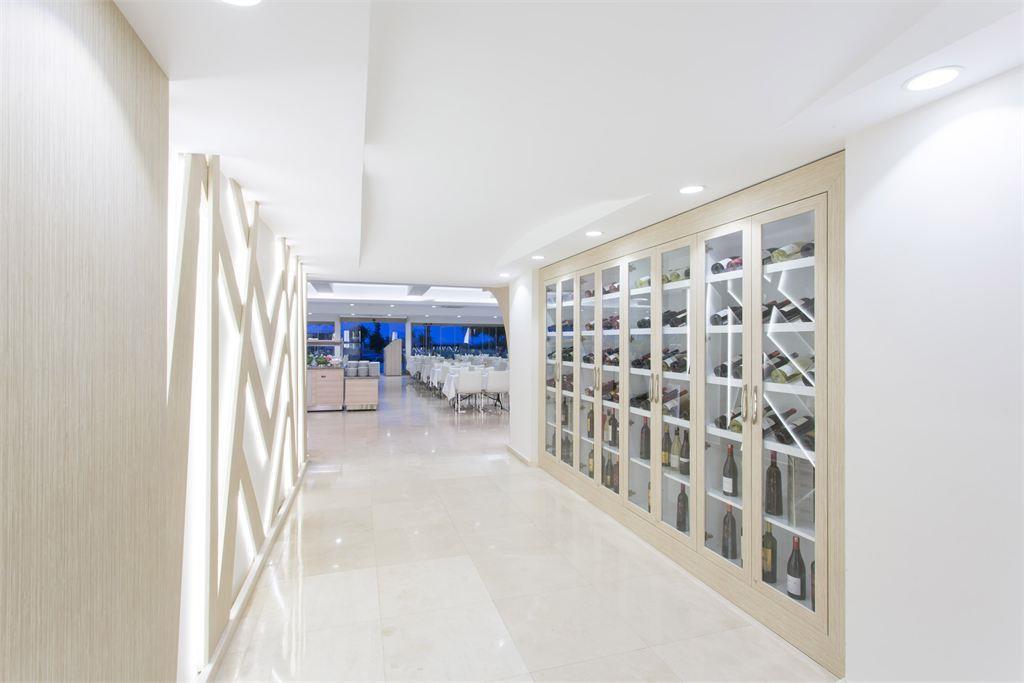Club Hotel Falcon 4*