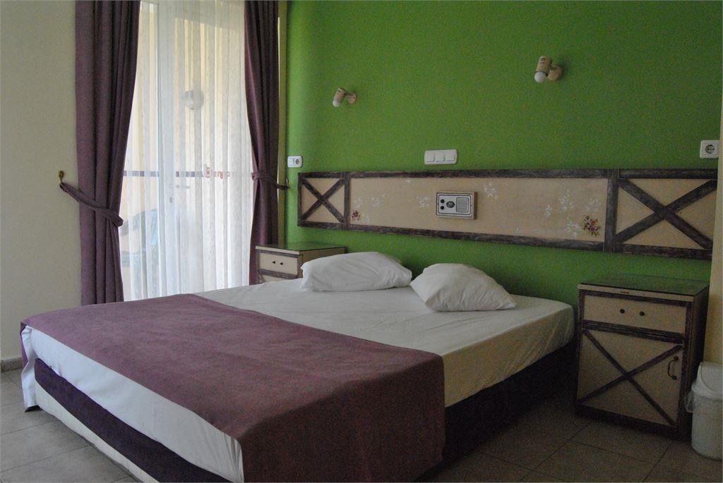 Benna Hotel 2*