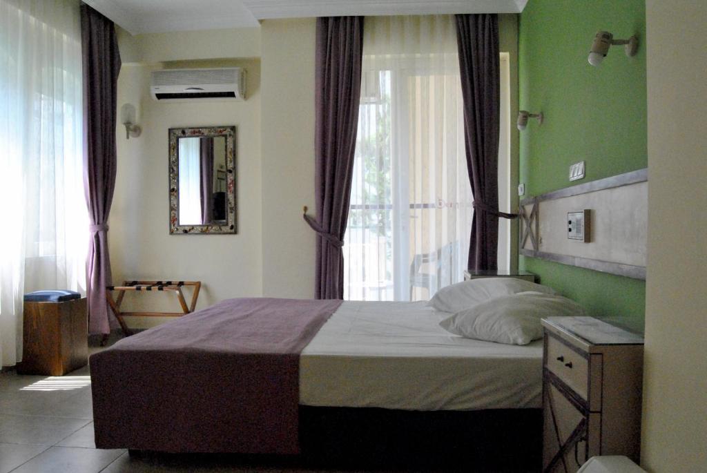 Benna Hotel 2*