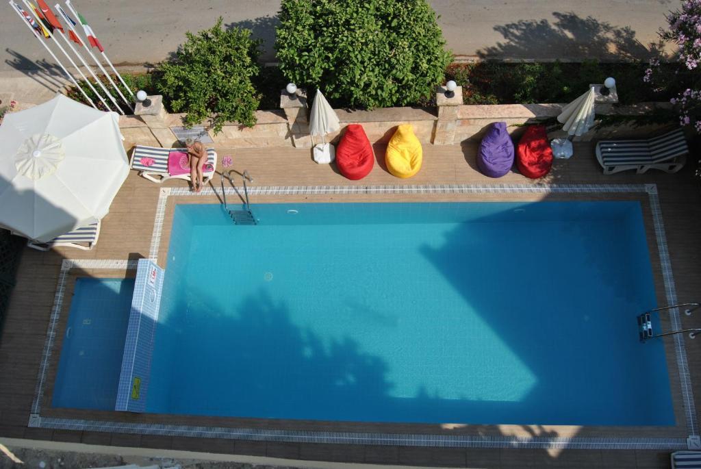 Benna Hotel 2*
