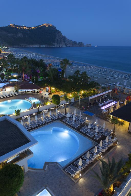 Xperia Saray Beach Hotel 4*