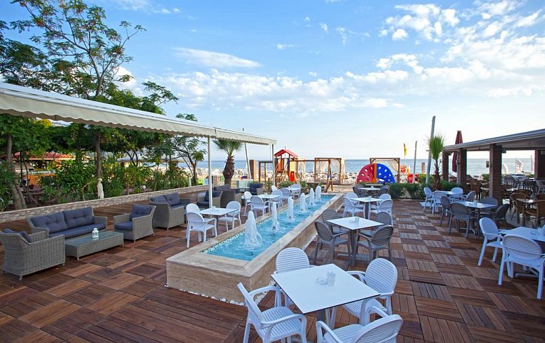 Xperia Saray Beach Hotel 4*