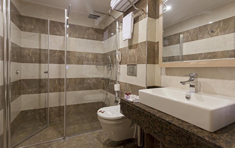 Xperia Saray Beach Hotel 4*