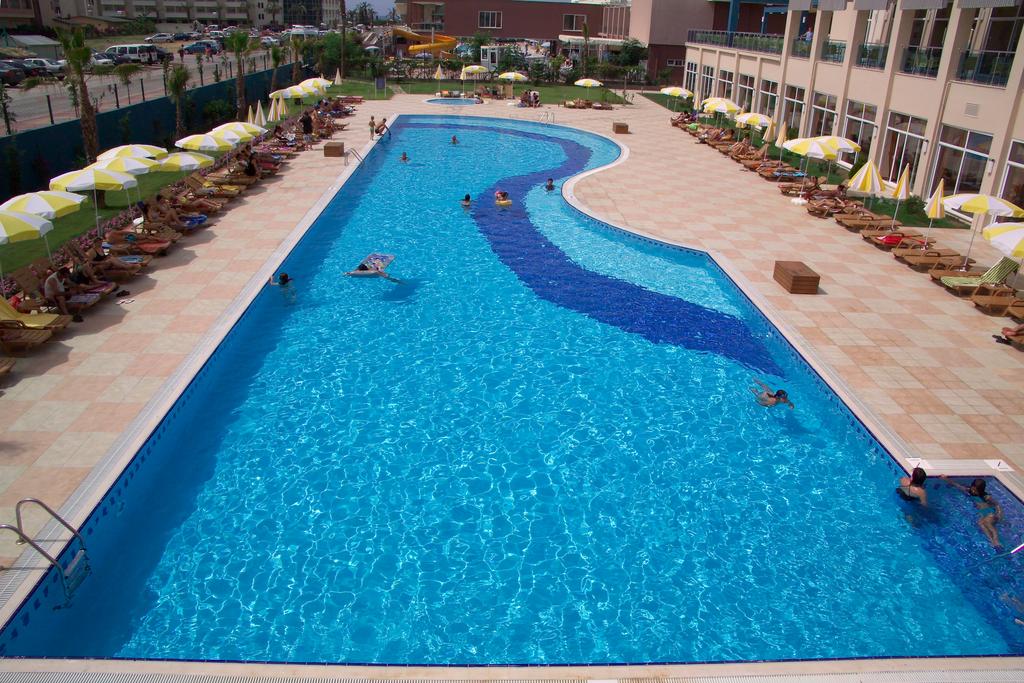 Titan Select Hotel 5*