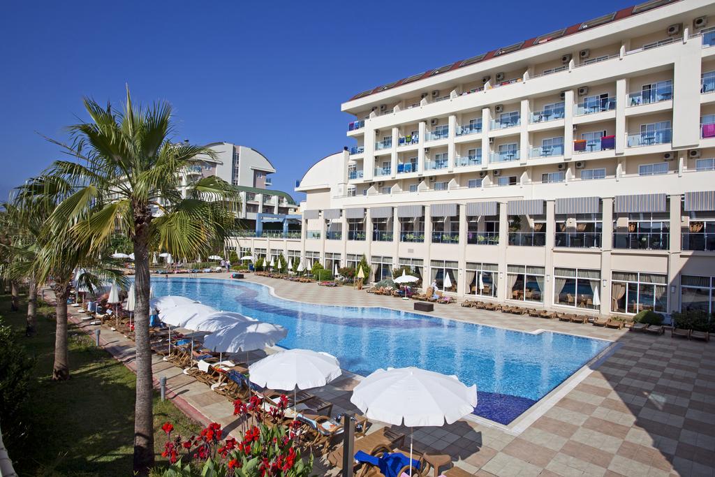 Titan Select Hotel 5*
