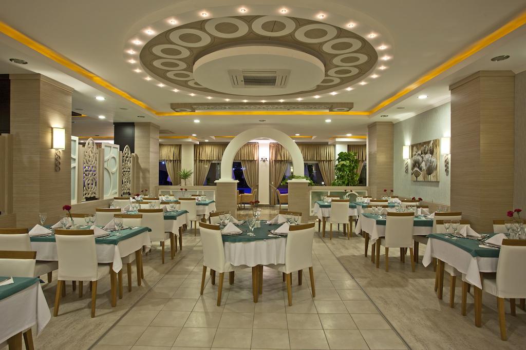 Titan Select Hotel 5*