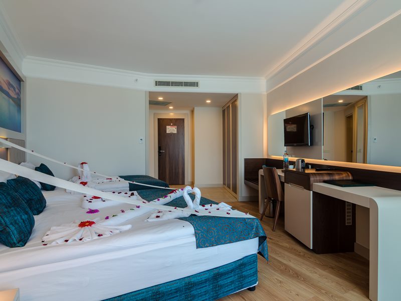 The Lumos Deluxe Resort Hotel Spa 5*