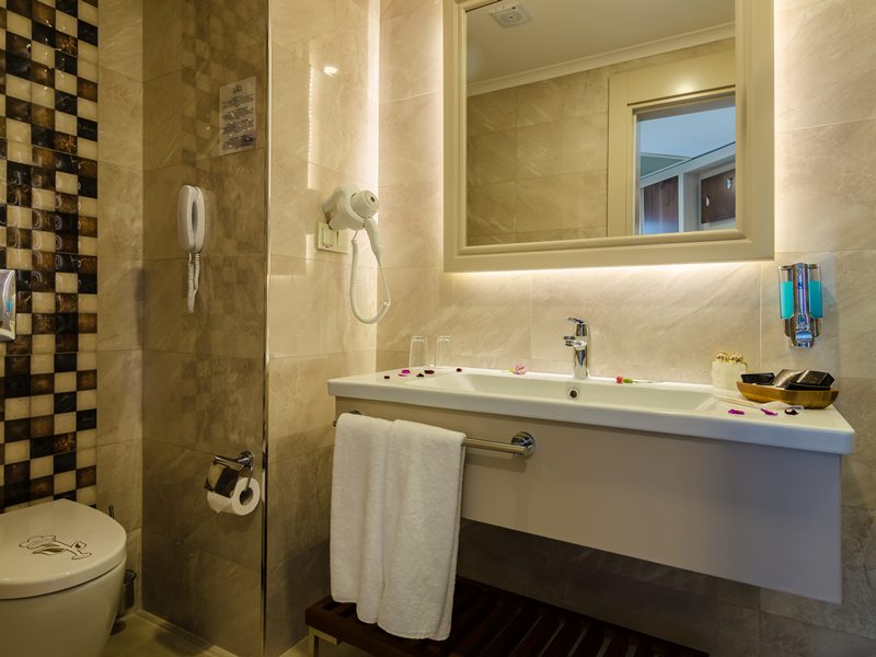 The Lumos Deluxe Resort Hotel Spa 5*