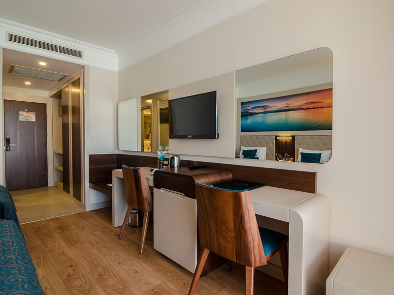 The Lumos Deluxe Resort Hotel Spa 5*